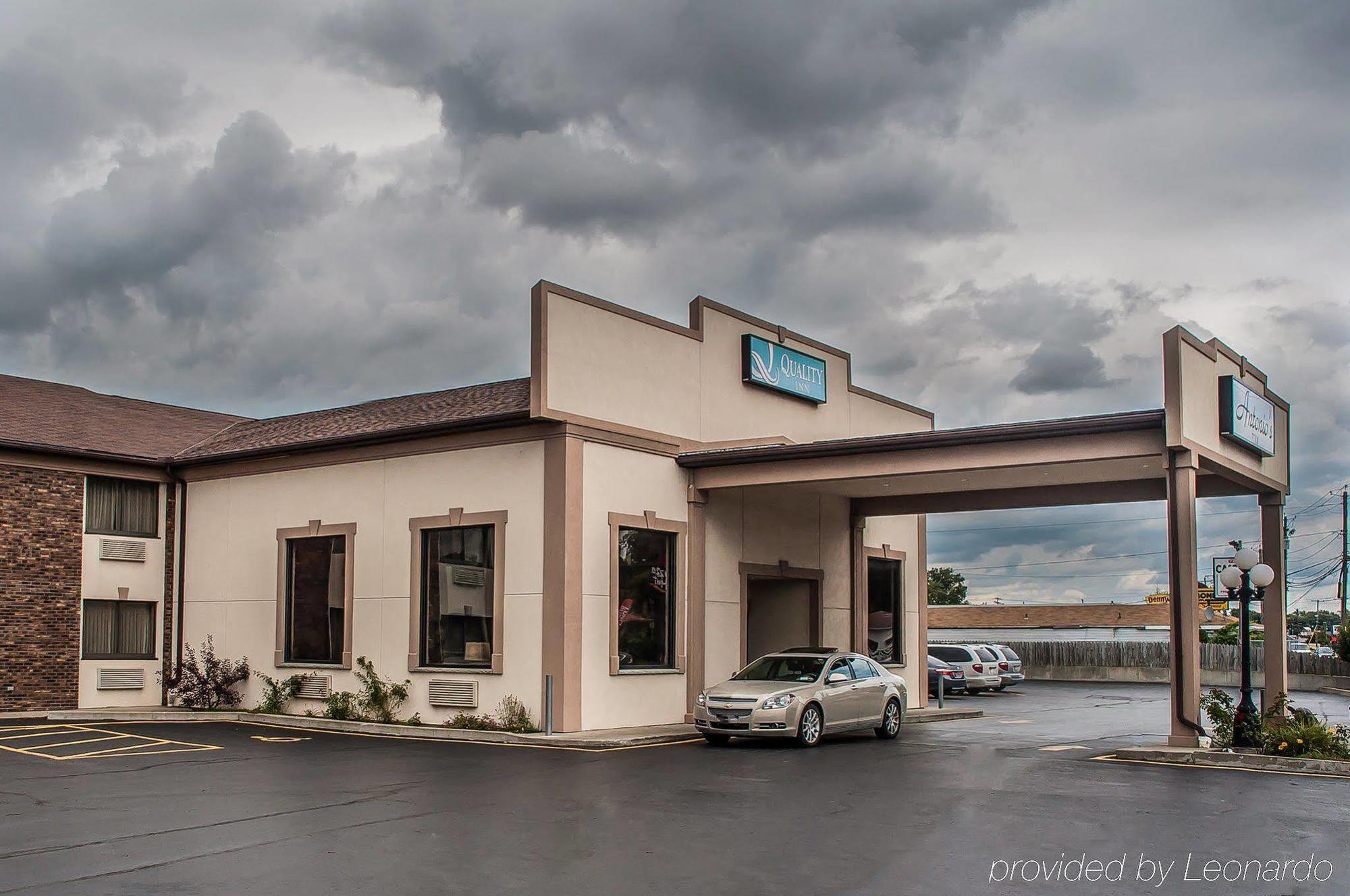 Quality Inn - Niagara Falls Blvd Exterior photo