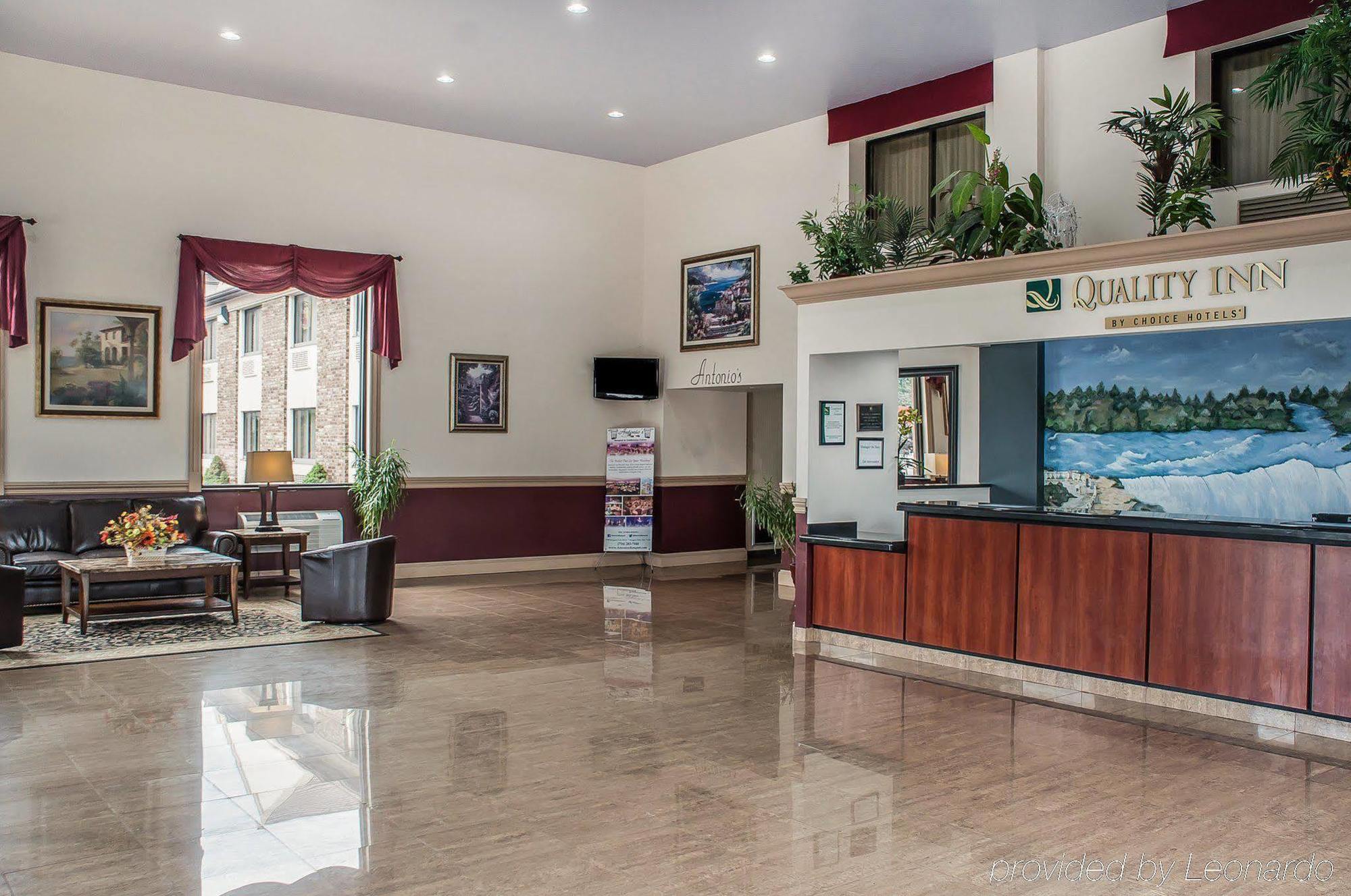 Quality Inn - Niagara Falls Blvd Exterior photo