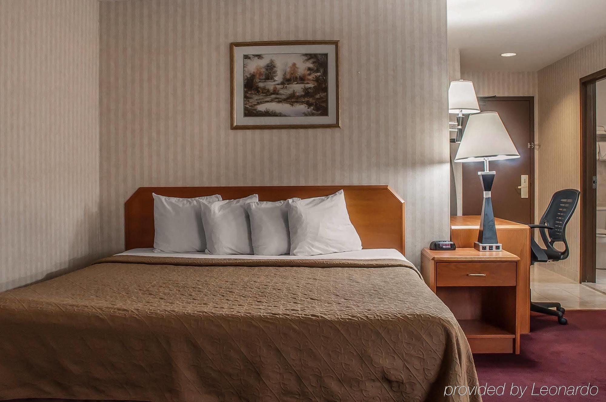 Quality Inn - Niagara Falls Blvd Exterior photo